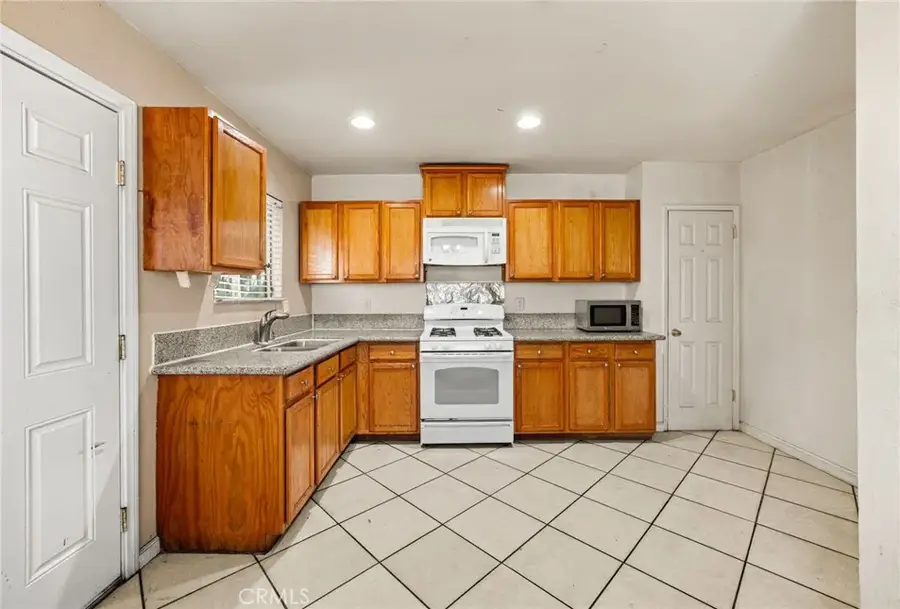 1575 S Tippecanoe, San Bernardino, CA 92408 - #3