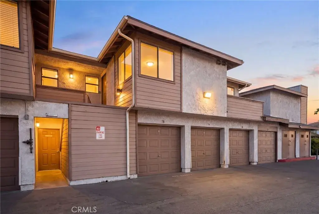 1327 Massachusetts #205, Riverside, CA 92507 - #1