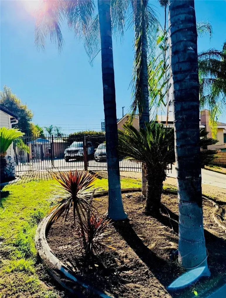 6093 Merito, San Bernardino, CA 92404 - #3