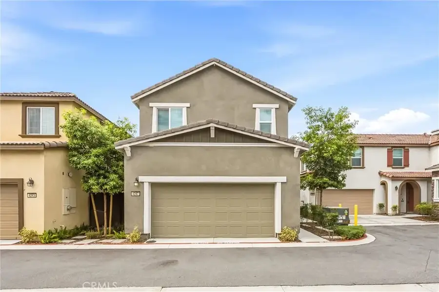 4247 Bravado Ct, Riverside, CA 92505 - #3