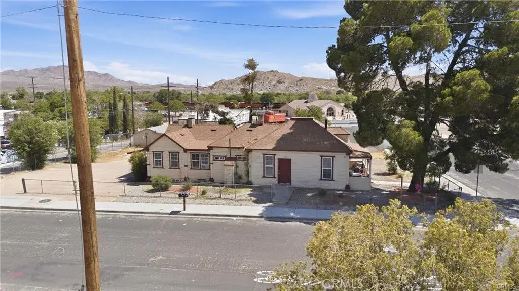 15604 6th, Victorville, CA 92395 - #1