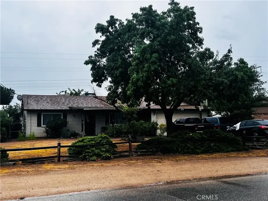 17817 Redding, Hesperia, CA 92345 - #2