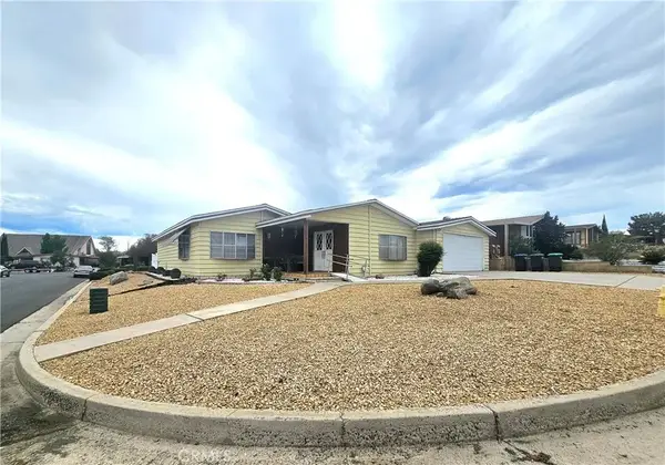 449 Crown Ridge, Perris, CA 92570