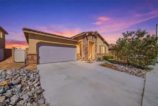 8660 Chester Avenue, Hesperia, CA 92344