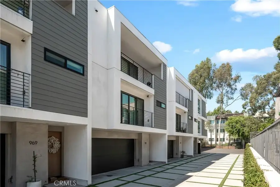 971 N Starlight Court, Los Angeles, CA 90029 - #3