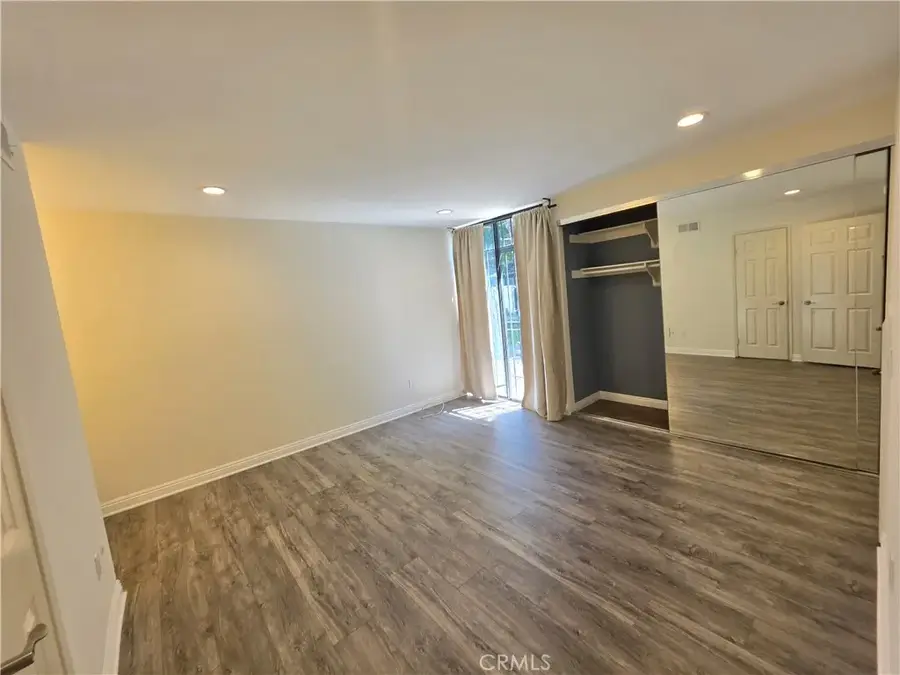 11107 Arminta #22, Sun Valley, CA 91352 - #2