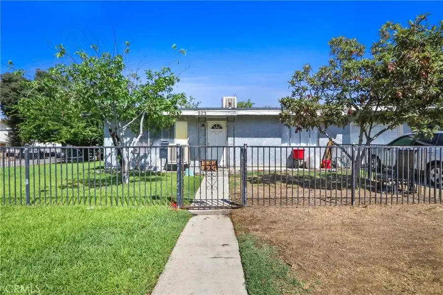 202 E 43rd, San Bernardino, CA 92404 - #2