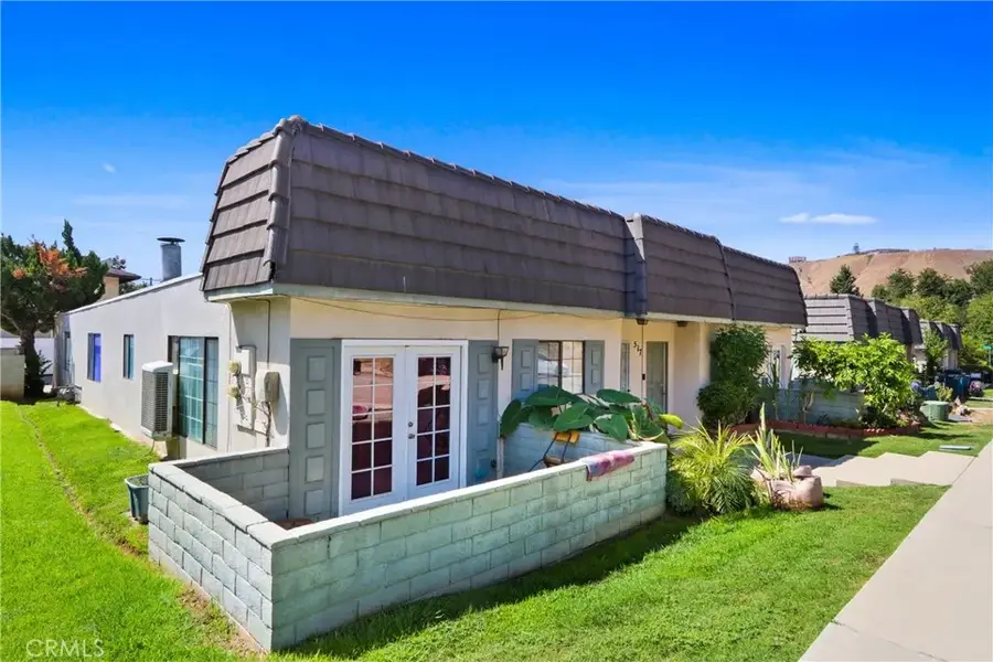 517 Acacia, San Bernardino, CA 92405 - #3
