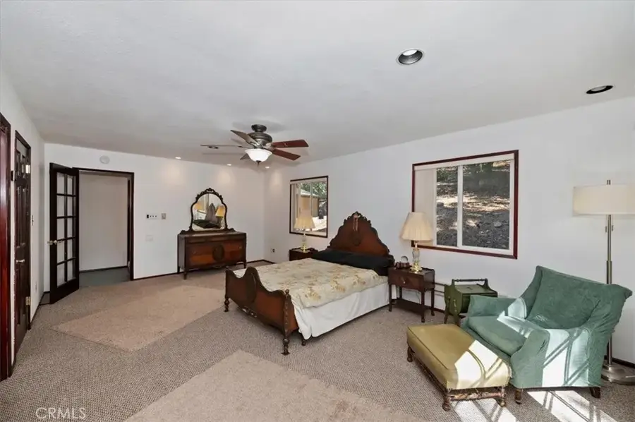815 Chamois, Crestline, CA 92325 - #3