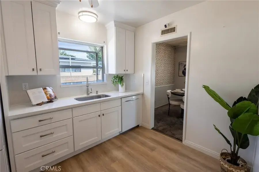1271 S Bender Avenue, Glendora, CA 91740 - #3