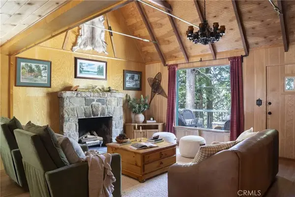 225 Fairview Drive, Lake Arrowhead, CA 92352