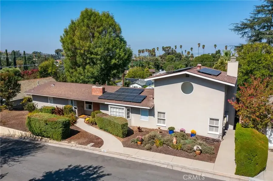 1020 La Cresta, Redlands, CA 92373 - #3