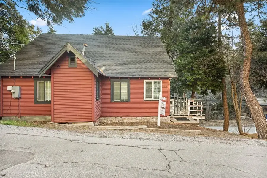 725 Golden, Lake Arrowhead, CA 92352 - #3