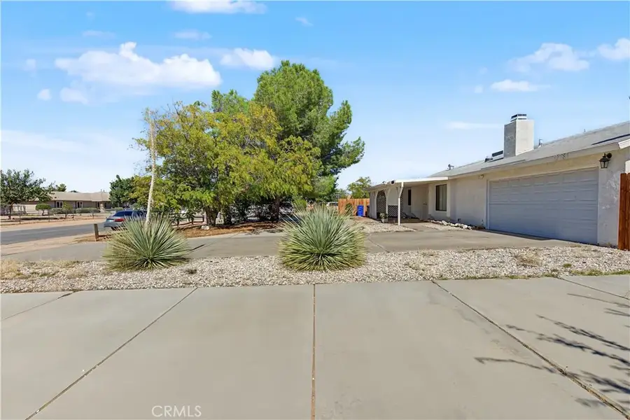 12787 Algonquin Road, Apple Valley, CA 92308 - #2
