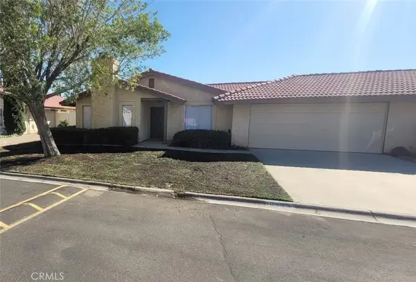 10323 Shahaptain, Hesperia, CA 92345