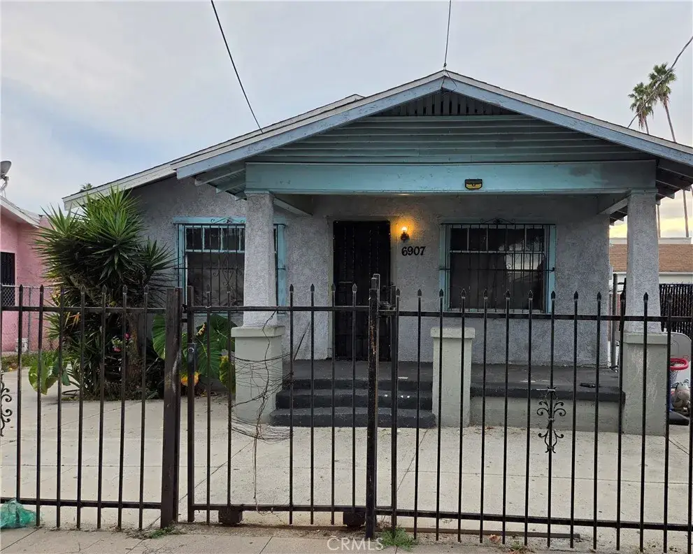 6907 Menlo Street, Los Angeles, CA 90044 - #1
