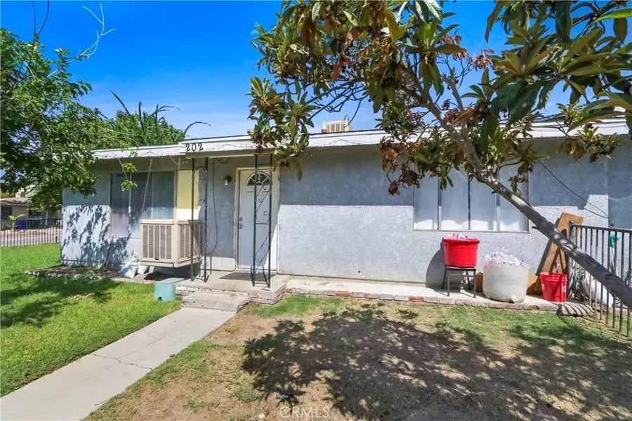 202 E 43rd, San Bernardino, CA 92404 - #3