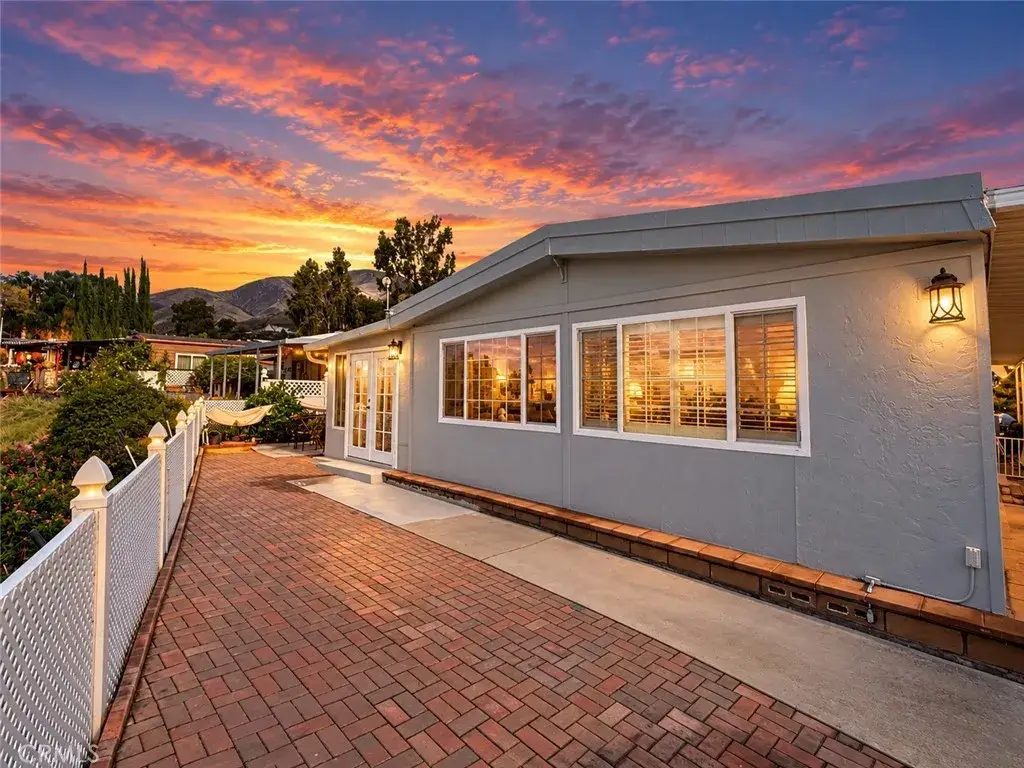 4040 Piedmont #274, Highland, CA 92346 - #1