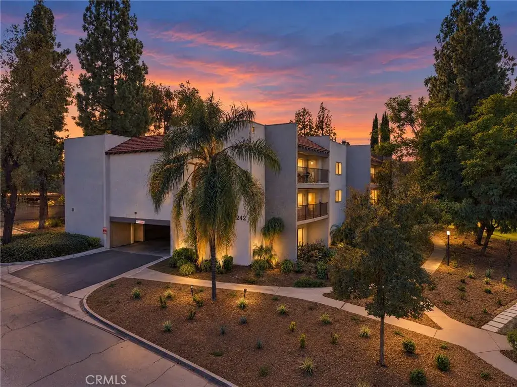 242 E Fern Avenue #107, Redlands, CA 92373 - #1
