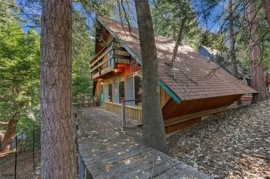 679 Pinnacle Drive, Lake Arrowhead, CA 92352 - #3