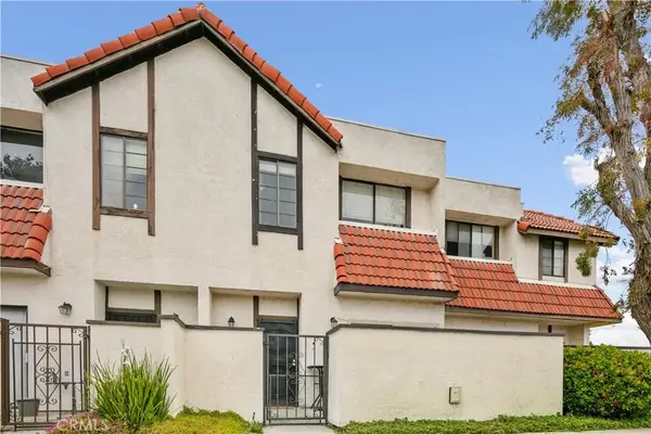 27612 Nugget Drive #5, Canyon Country, CA 91387