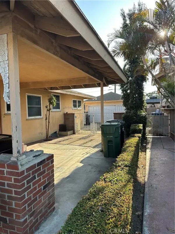 10519 S 3rd Avenue, Inglewood, CA 90303