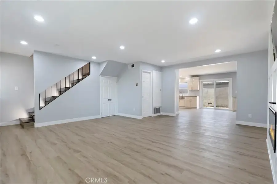 9652 Karmont, South Gate, CA 90280 - #3