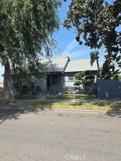 2121 W 70th, Los Angeles, CA 90047 - #2