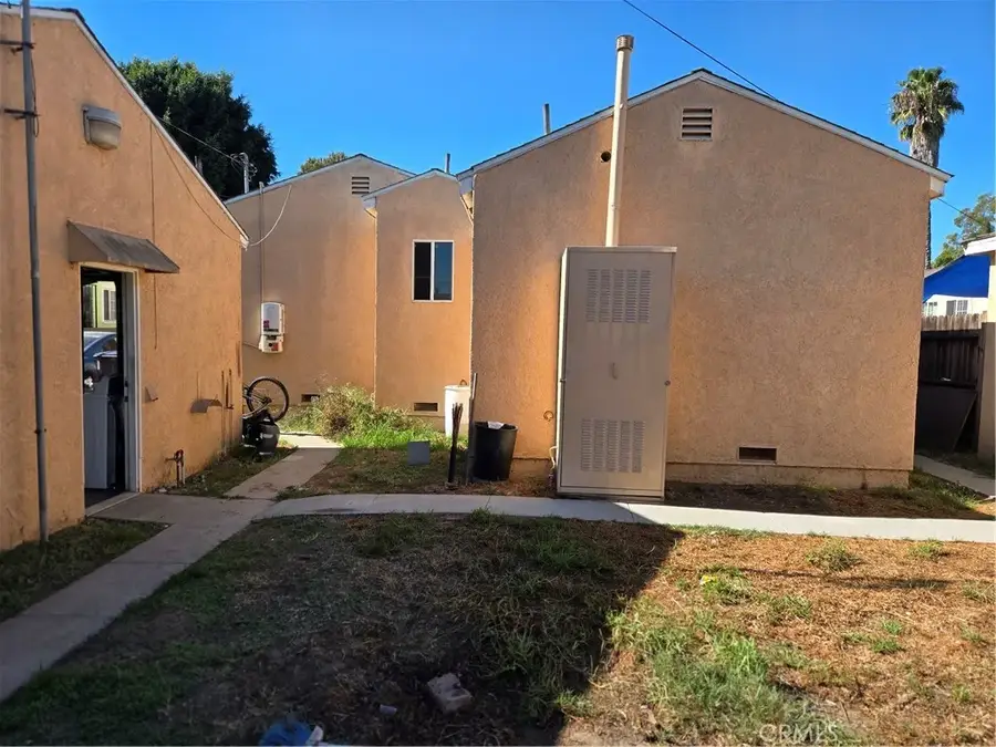 11098 Hulme, Lynwood, CA 90262 - #2