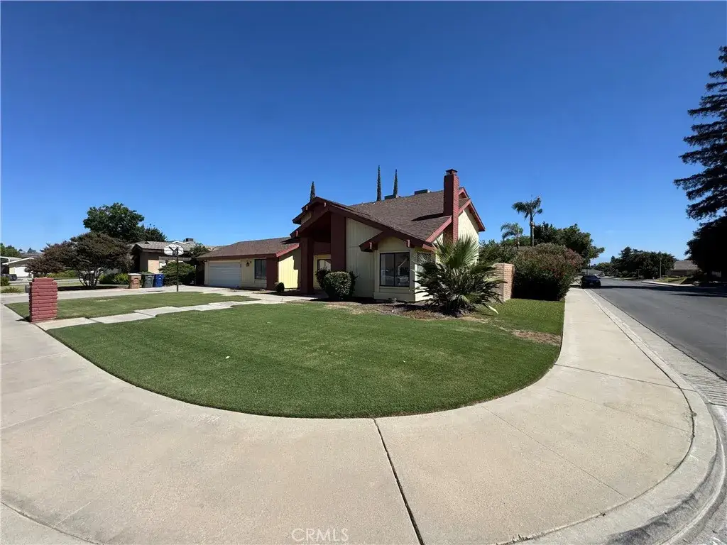 7813 Nairn Court, Bakersfield, CA 93309 - #1
