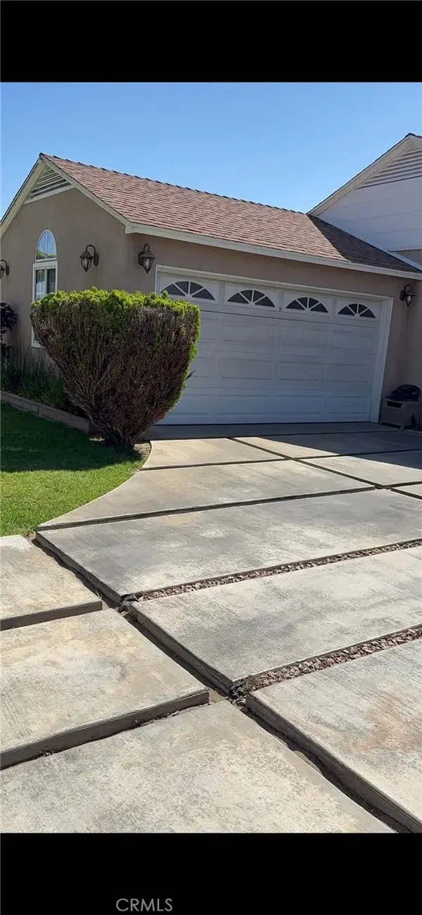 11703 Wilkie, Hawthorne, CA 90250