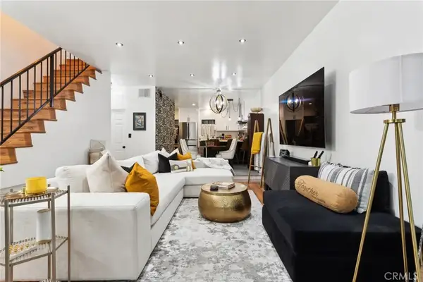 4260 Cedros #D, Los Angeles, CA 91403