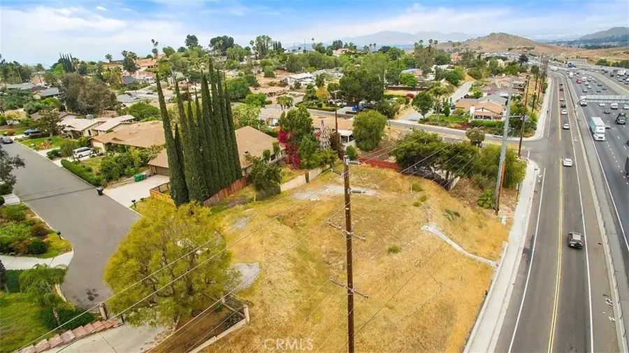 20517 Claremont, Riverside, CA 92507 - Image #2