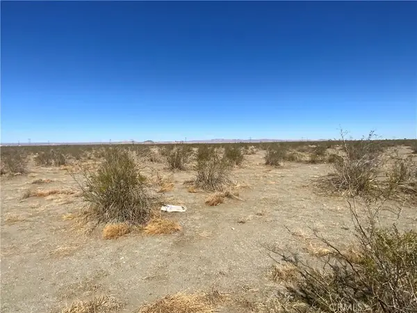 0 Oasis, Phelan, CA 92371