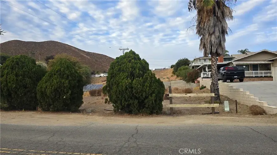 23436 Vista, Canyon Lake, CA 92587 - Image #2