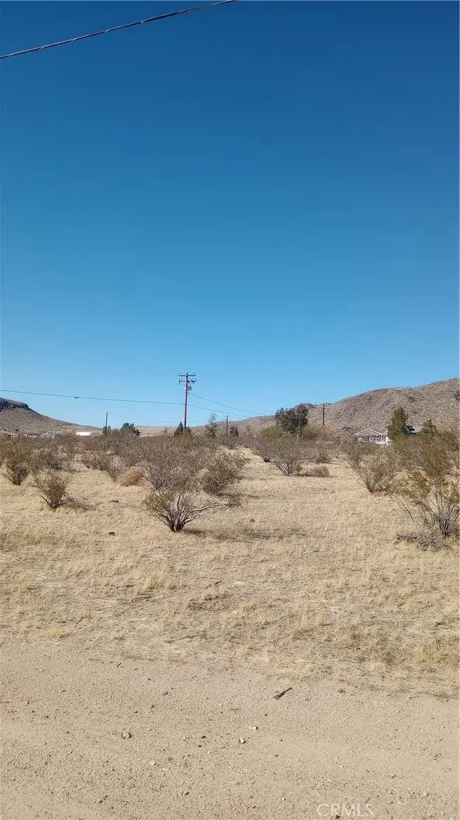 0 Sierra Pelona, Apple Valley, CA 92308 - #3
