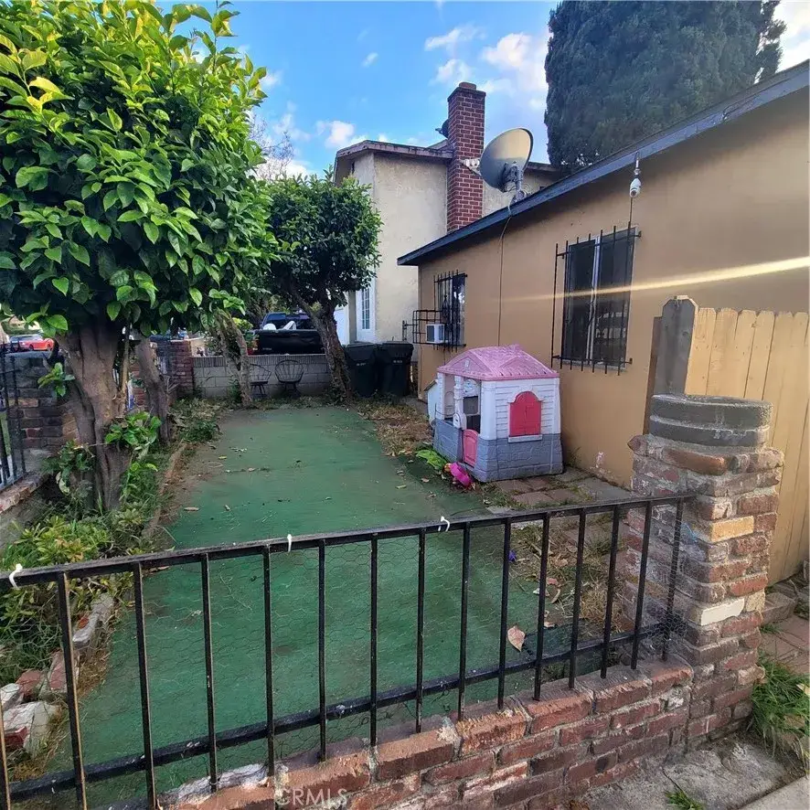 6527 Marlow Avenue, Bell Gardens, CA 90201 - #2