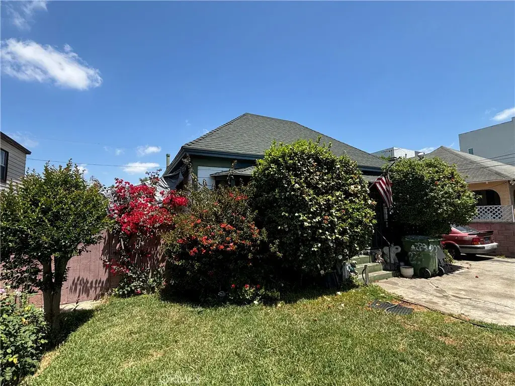 223 E 28th Street, Los Angeles, CA 90011 - Image #1