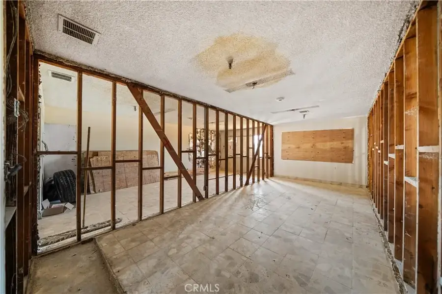 718 E Maitland Street, Ontario, CA 91761 - #3