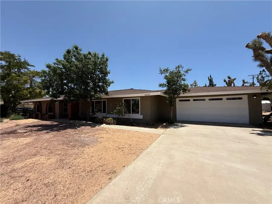 20219 Osseo Road, Apple Valley, CA 92308 - #2