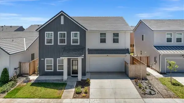 960 Everglade Drive, Clovis, CA 93619