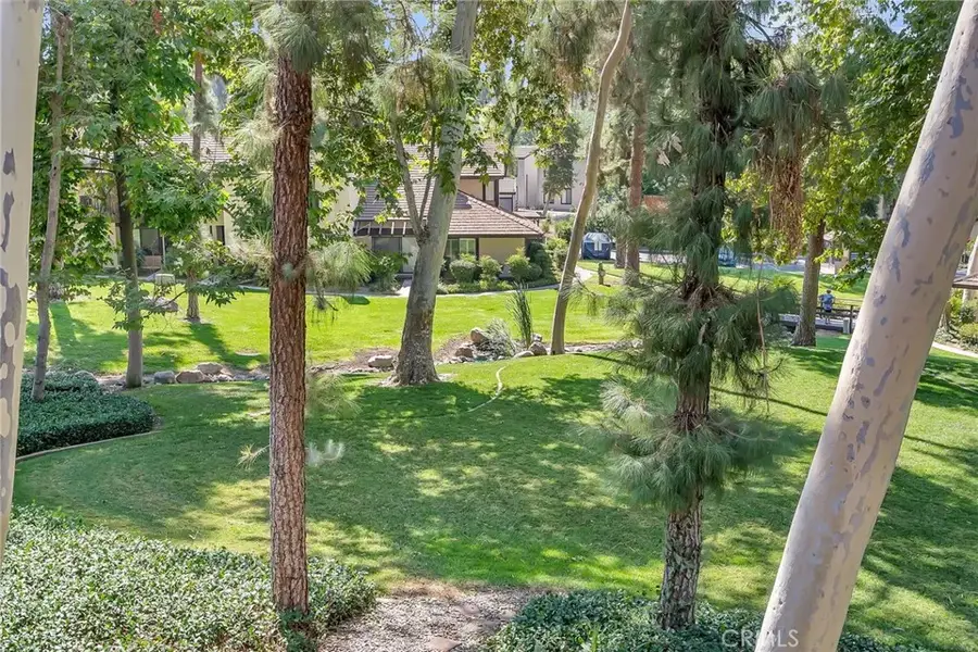 876 Via Mesa Verde, Riverside, CA 92507 - Image #3