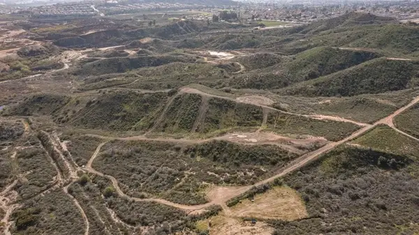 0 Carver, Lake Elsinore, CA 92530