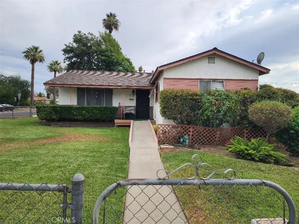 2112 Vasquez Place, Riverside, CA 92507 - Image #1