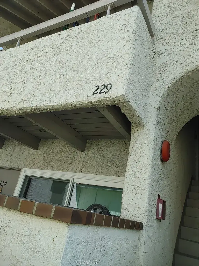 25011 Peachland Avenue #229, Newhall, CA 91321 - Image #2