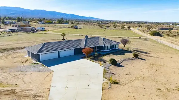 6895 Coyote Rd, Phelan, CA 92371