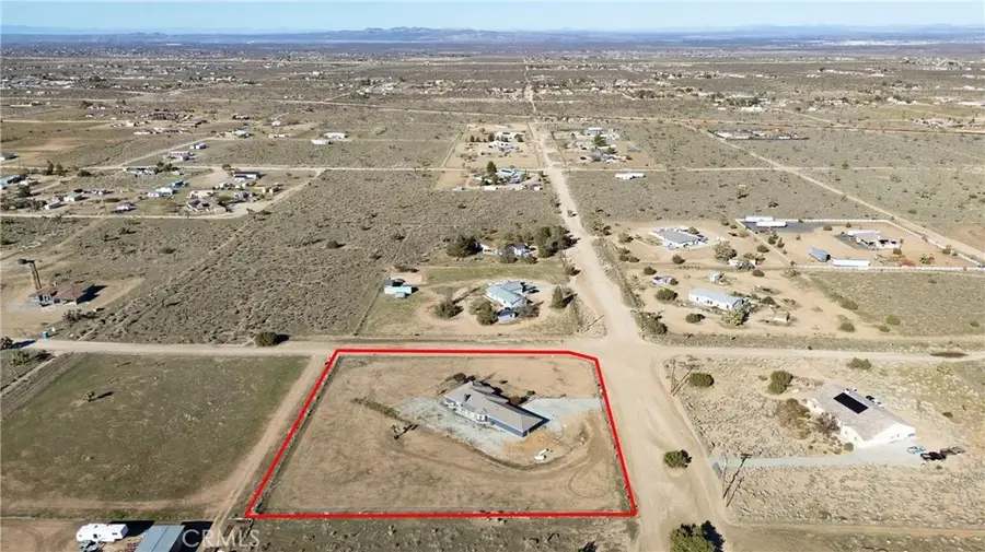 6895 Coyote Rd, Phelan, CA 92371 - Image #3