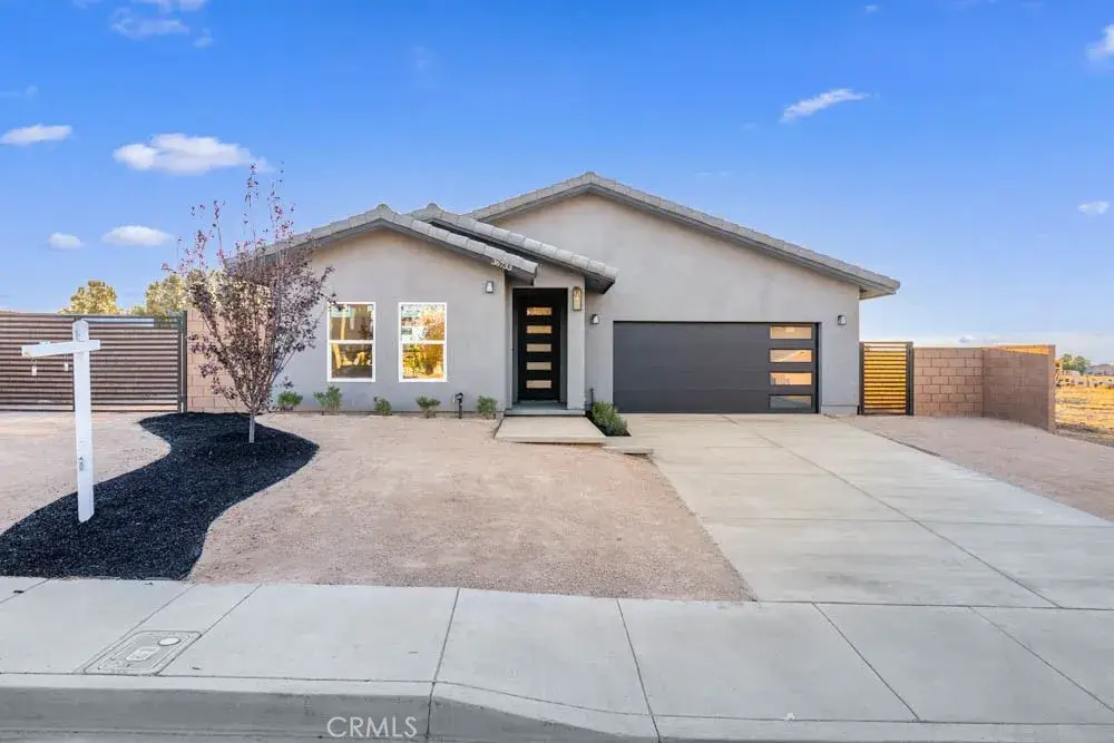 36733 42nd Street East, Palmdale, CA 93550 - Image #1