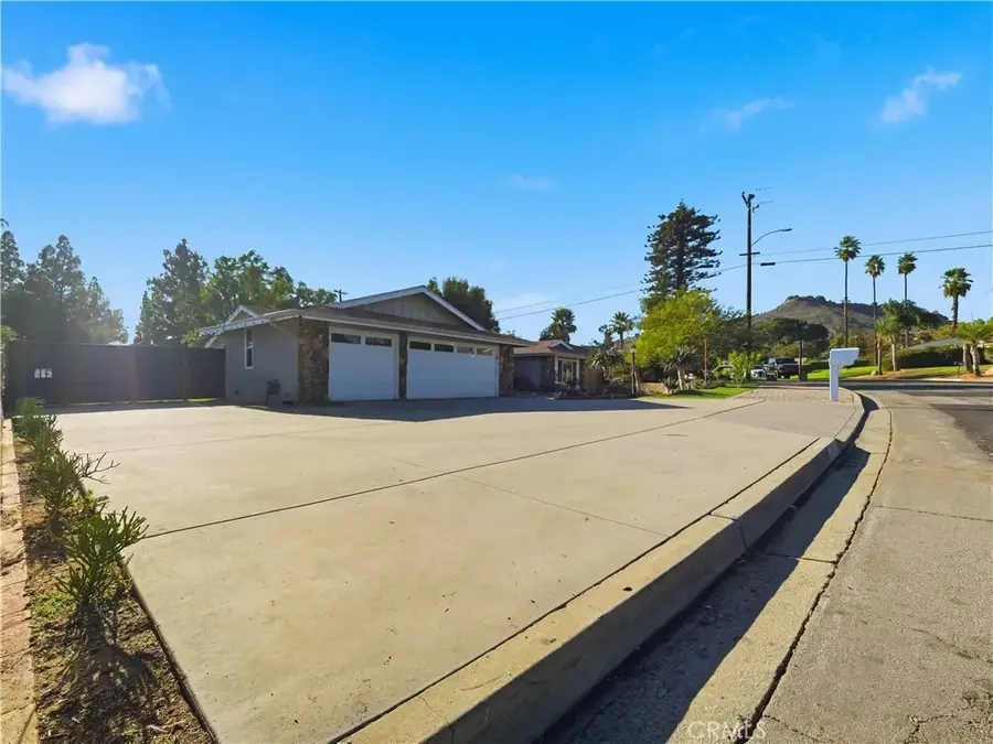 7166 Alviso Avenue, Jurupa Valley, CA 92509 - Image #2