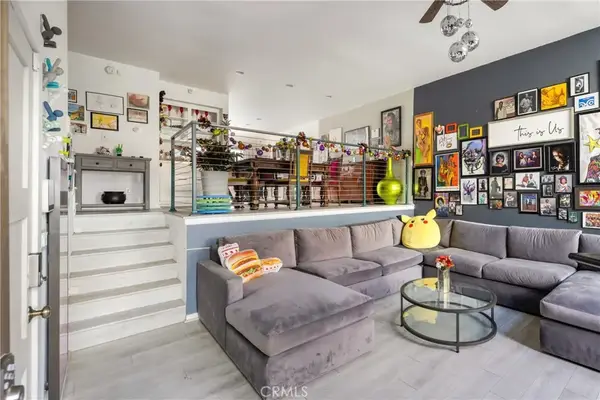 21901 Lassen #118, Chatsworth, CA 91311